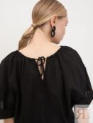 Черная блуза со сборкой Virele 3222/13010/5769/тк2159