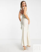 Атласное платье макси с капюшоном и юбкой со вставками ASOS DESIGN Bridesma