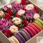 Композиция с макарунами «Ягодный мусс» 96225 фото 3