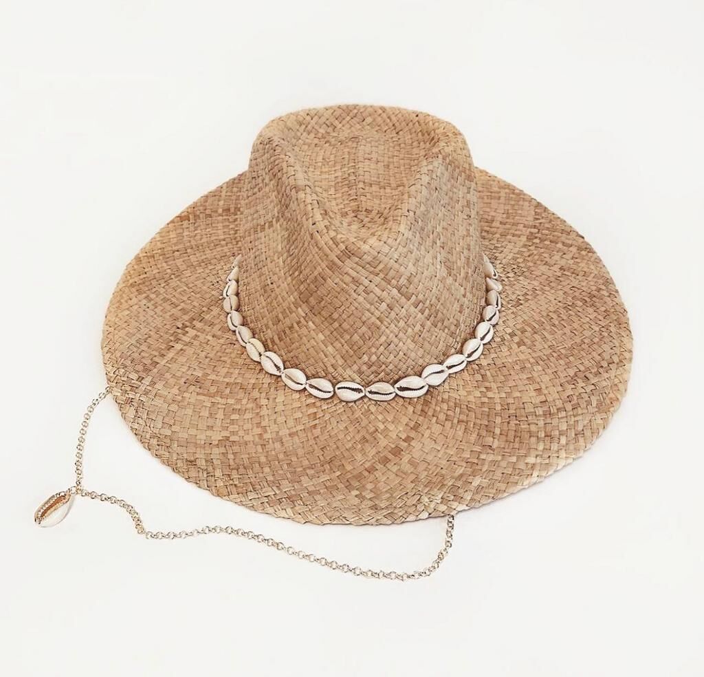 Шляпа федора FF03 из рафии с ракушками (размер 56-58) MYARI
