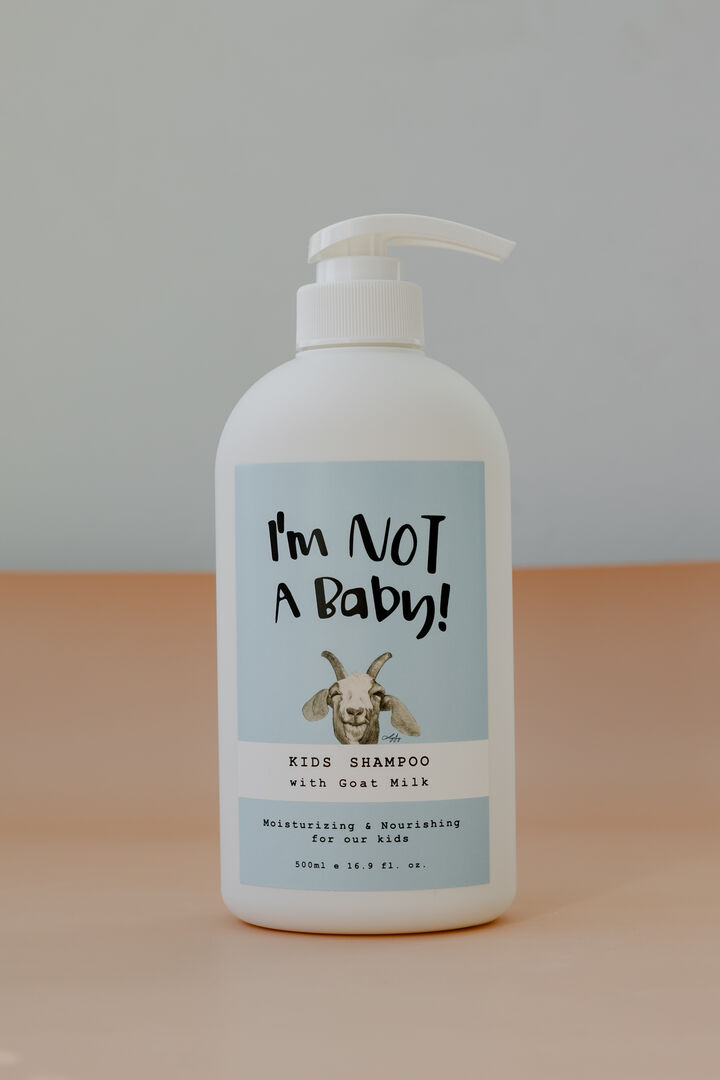 Детский шампунь с козьим молоком I'm Not A Baby Kids Shampoo 500ml I'm Not фото 1