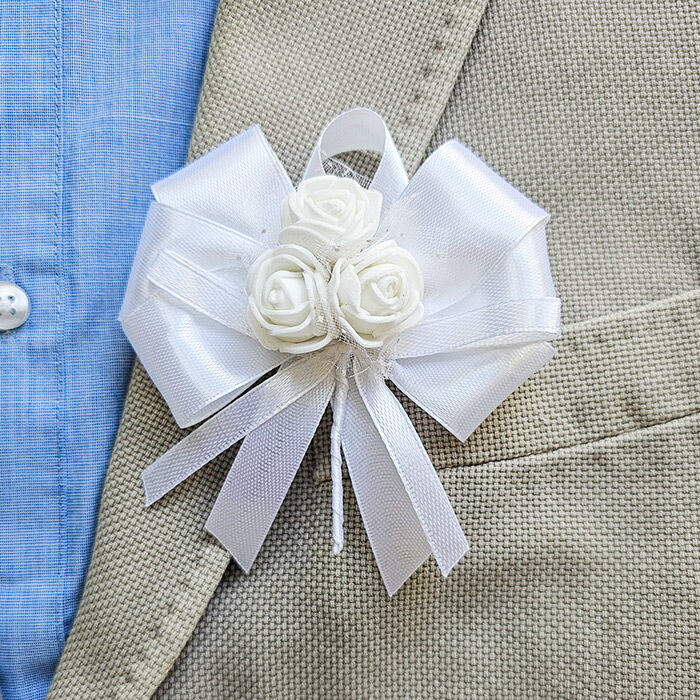 Бутоньерка для жениха "Розанна"(белый) Свадебные штучки