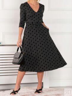 Платье миди Jolie Moi Delylah с V-образным вырезом и геометрическим принтом