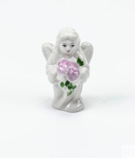Фарфоровый сувенир Ангел с розами ручная роспись